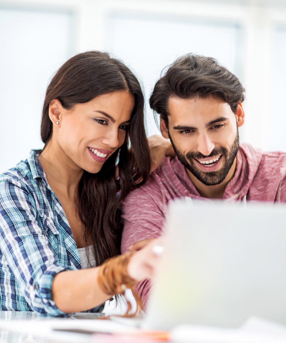 Untitled (500 × 960 px) (1000 × 960 px) couple-researching-gsh-investments