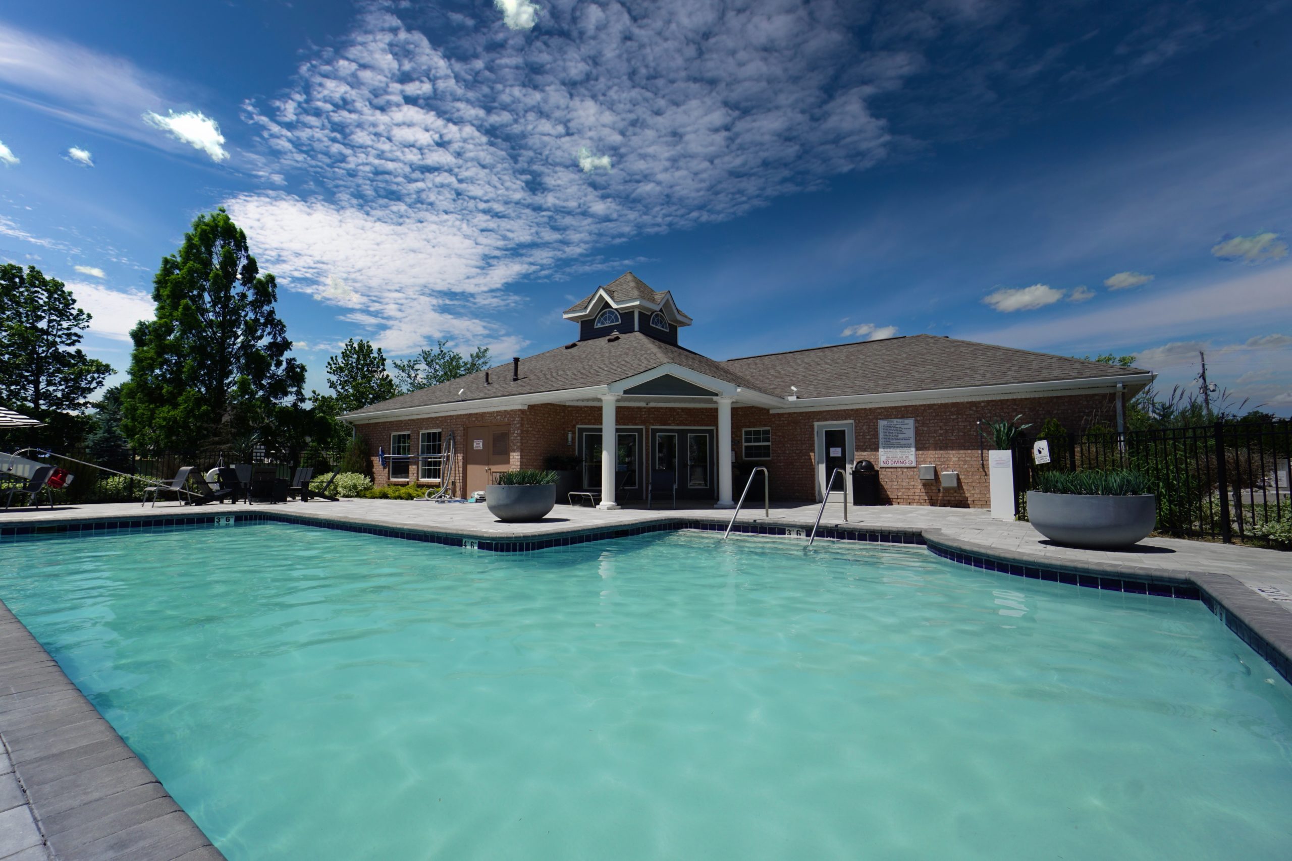 gsh-group-landings-pool